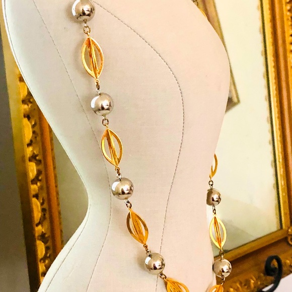 Vintage Modernist Necklace - Picture 3 of 9